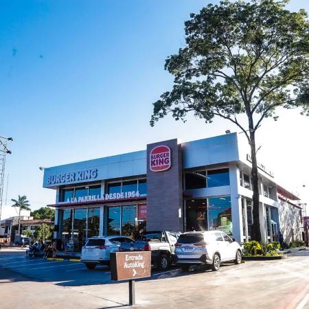 El nuevo local de Burguer King en Posta Ybycuá.
